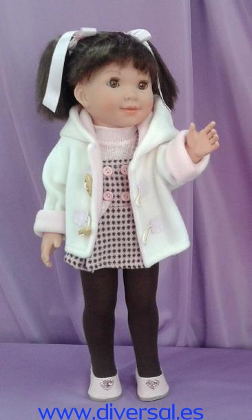 CAROLINA PICHI CUADRADOS ROSA CON CHAQUETON