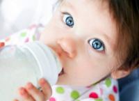 img_como_limpiar_el_biberon_22151_200