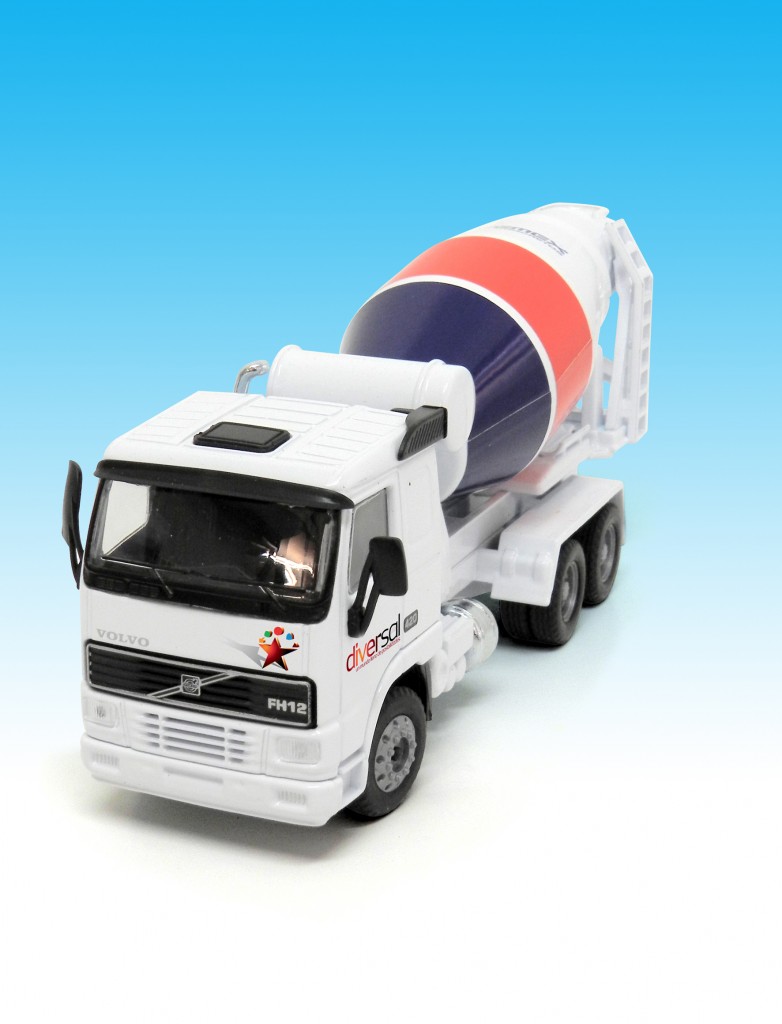 HORMIGONERA BLANCA PERSPECTIVA